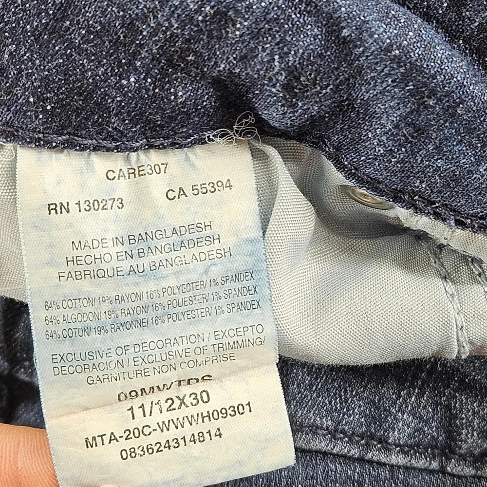 Wrangler Jeans‎ Womens 12 Blue Mid Rise Straight Leg Dark Wash Stretch Denim